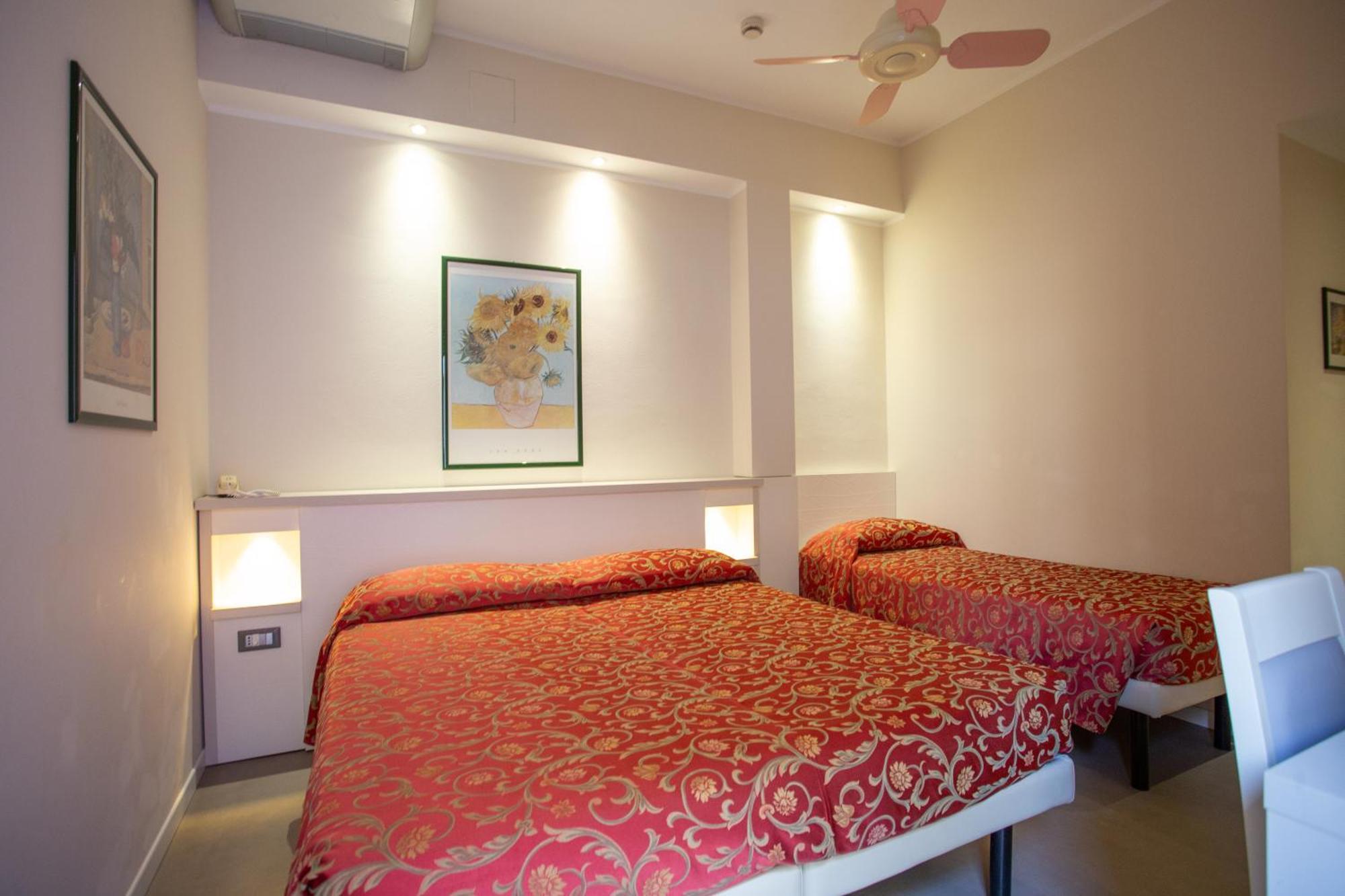 Hotel Imperiale & Spa Гаттео-а-Маре Экстерьер фото